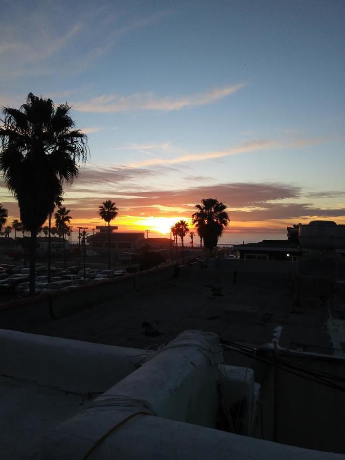 Niki'S International San Diego Ngoại thất bức ảnh